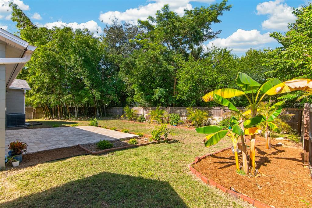 120 ORANGE AVENUE N, ST PETERSBURG, FL — photo 3 of 44