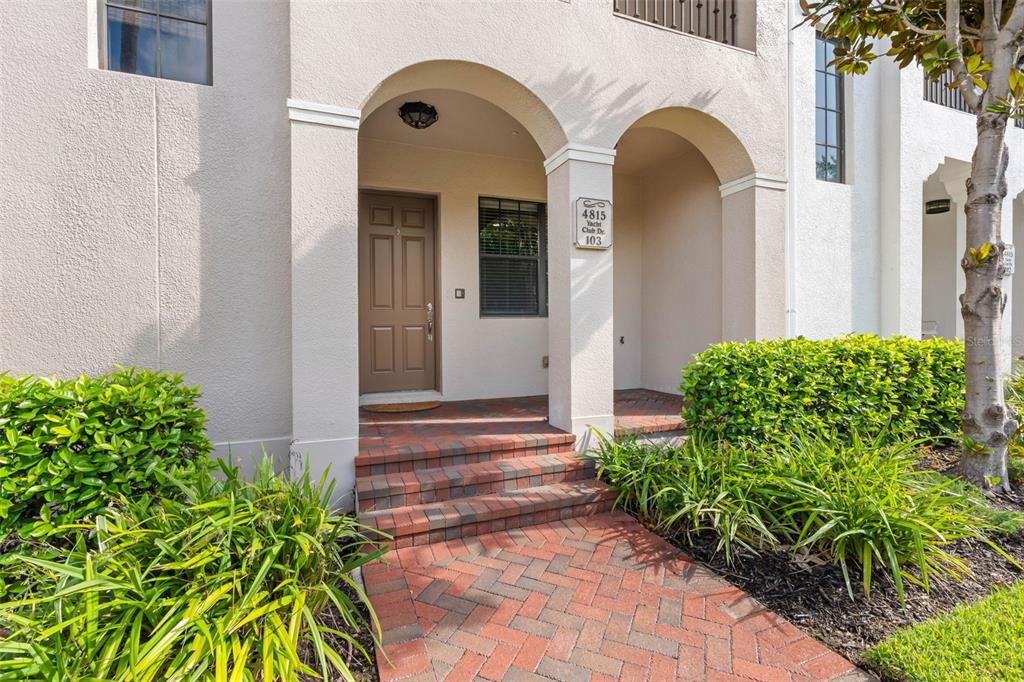 4815 YACHT CLUB DRIVE UNIT 103, TAMPA, FL — photo 4 of 30