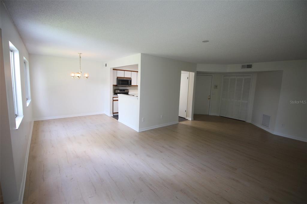 5301 WHITE CLIFF LANE UNIT 1002, ORLANDO, FL — photo 3 of 23