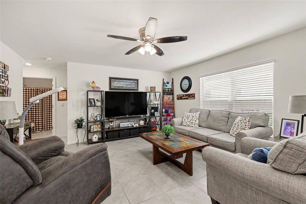 8693 TRIUMPH CIRCLE, WILDWOOD, FL — photo 5 of 30