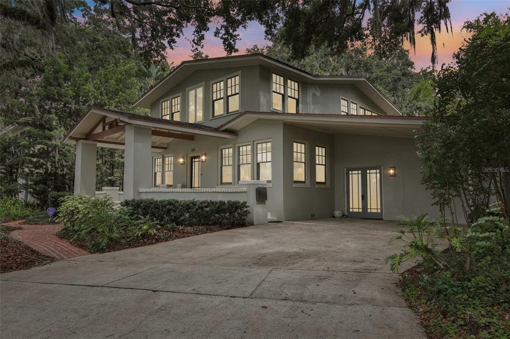 213 PHILLIPS PLACE