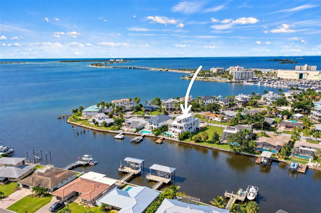 521 BAYWOOD DRIVE S, DUNEDIN, FL — photo 4 of 90