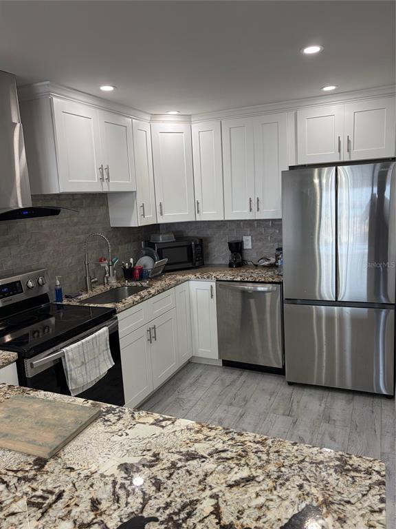 51 ISLAND WAY UNIT 801, CLEARWATER, FL — photo 2 of 21