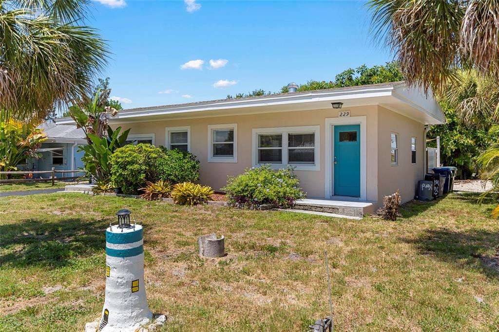 229 SHORE ROAD, NOKOMIS, FL — photo 2 of 28