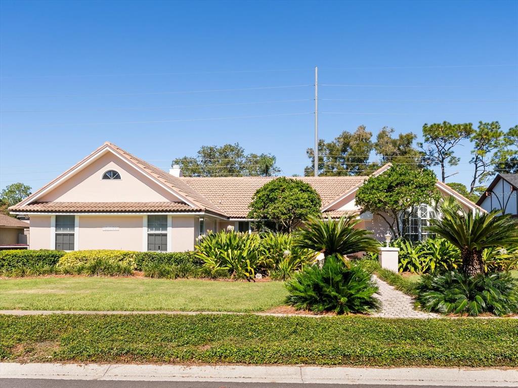 222 COACHMANS COVE