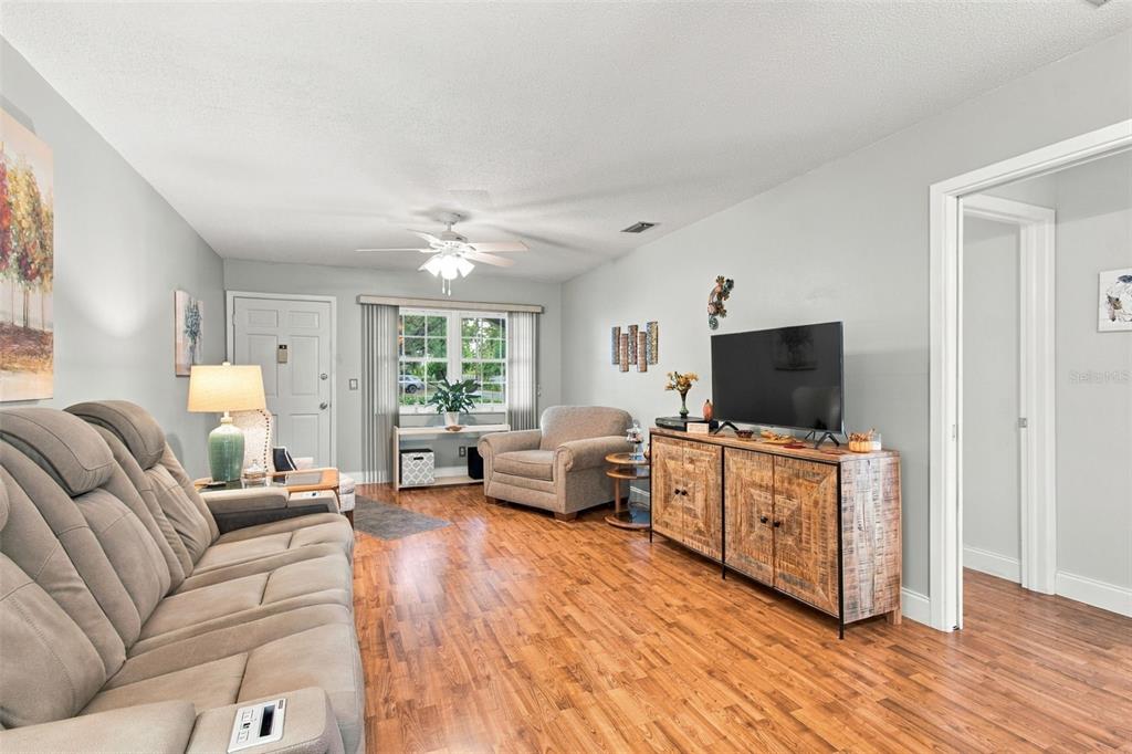 11200 102ND AVENUE UNIT 116, SEMINOLE, FL — photo 2 of 30