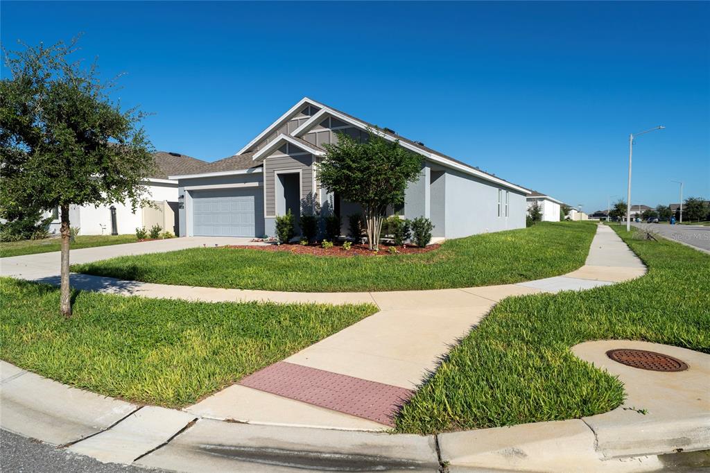 553 SEA TURTLE LN, HAINES CITY, FL — photo 2 of 25
