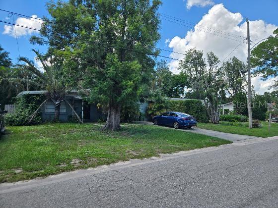 324 GOLDEN SANDS DRIVE, SARASOTA, FL — photo 2 of 20