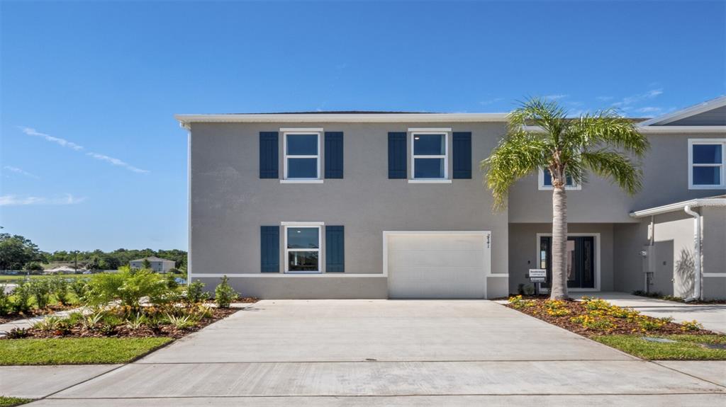 2810 SILVER CANOE DRIVE