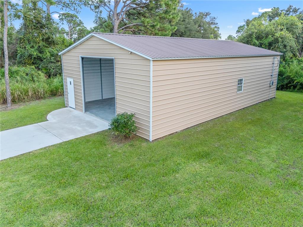17433 HARRIS AVENUE, PORT CHARLOTTE, FL — photo 4 of 30