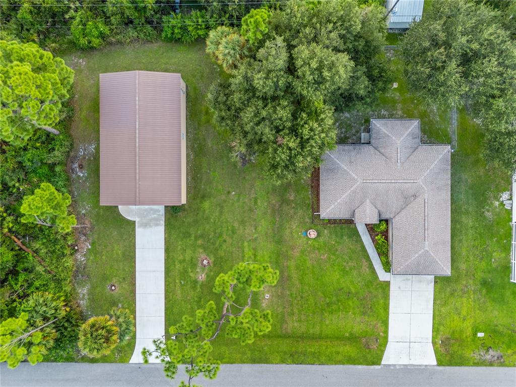 17433 HARRIS AVENUE, PORT CHARLOTTE, FL — photo 5 of 30