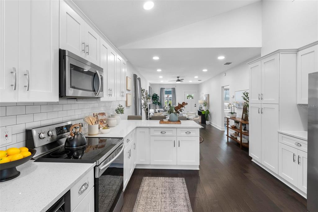 415 W AMELIA AVENUE, TAMPA, FL — photo 3 of 30