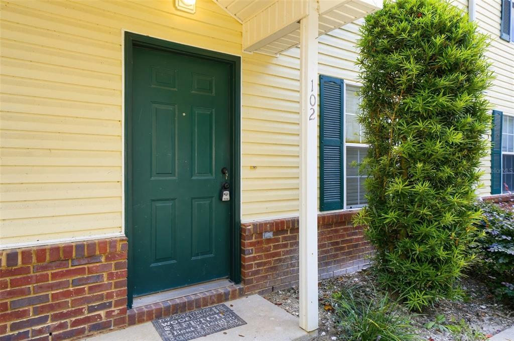 2520 GRAVES ROAD UNIT 102, TALLAHASSEE, FL — photo 2 of 30
