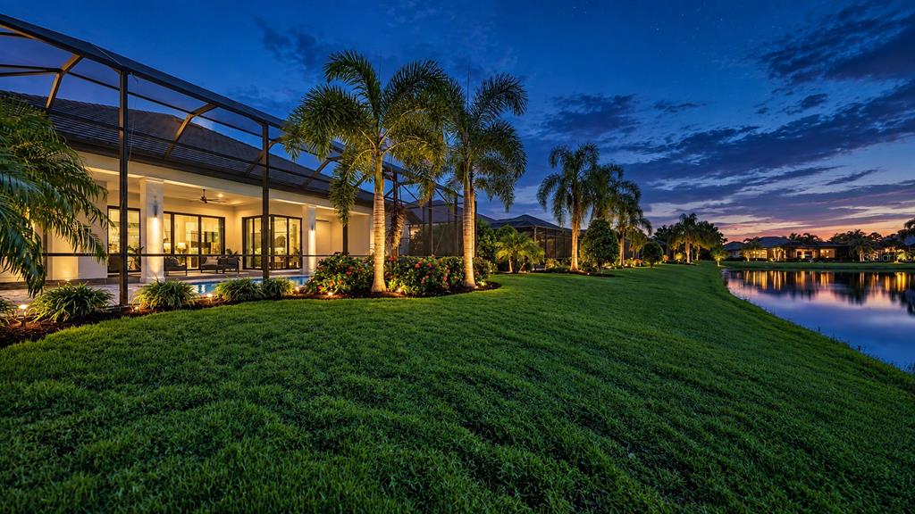 16105 CASTLE PARK TERRACE, LAKEWOOD RANCH, FL — photo 5 of 30