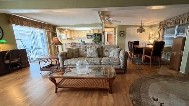 814 TURF, VENICE, FL — photo 2 of 21