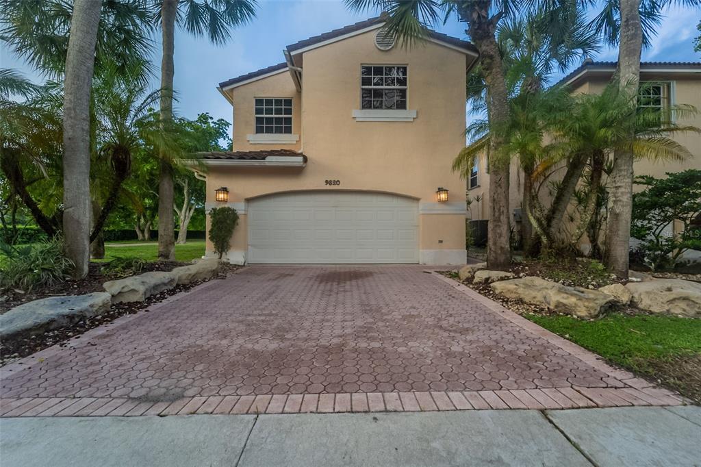 9820 FAIRWAY COVE LANE