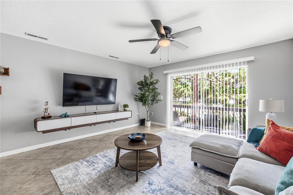 2744 HIDDEN LAKE BOULEVARD UNIT C, SARASOTA, FL — photo 2 of 29