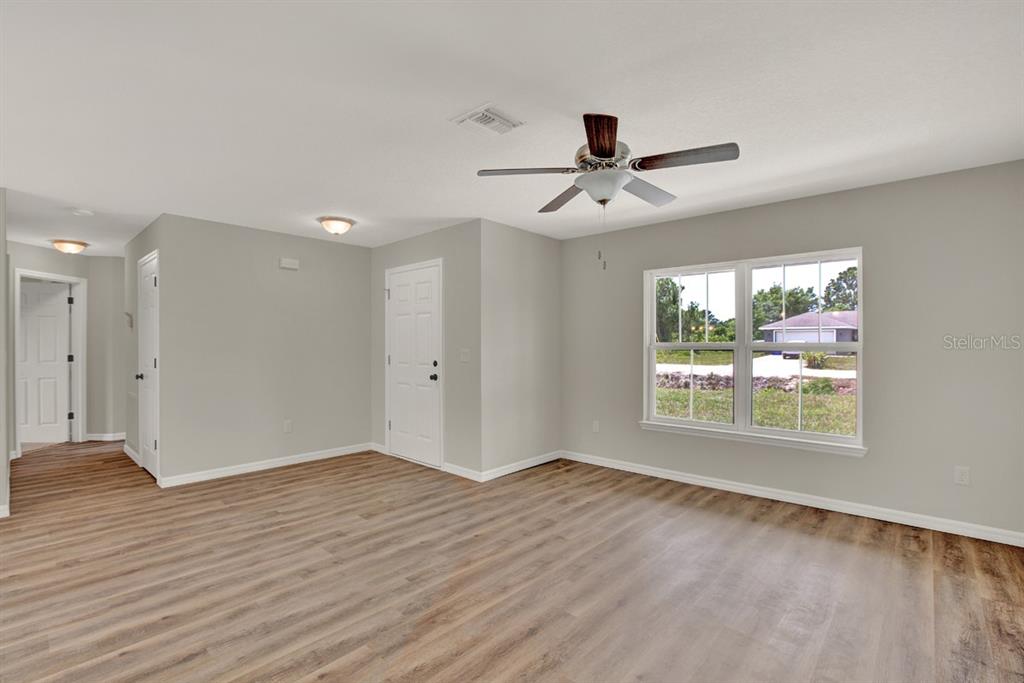 2900 W KEVIN ROAD, AVON PARK, FL — photo 2 of 8