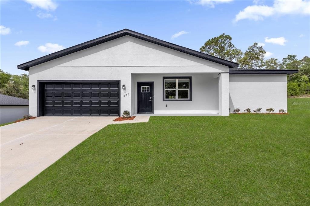 1233 W SHADY LANE