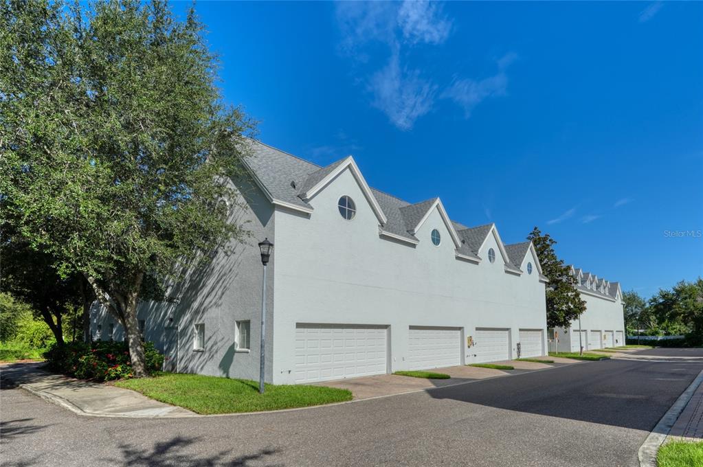 4625 LEGACY PARK DRIVE, TAMPA, FL — photo 5 of 30