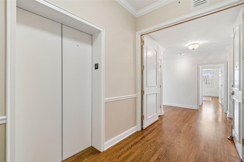 3203 BAYSHORE BOULEVARD UNIT 1202, TAMPA, FL — photo 4 of 30
