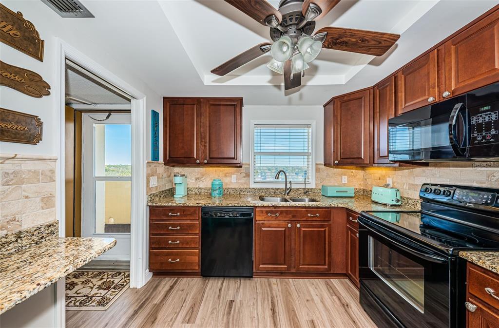 4575 COVE CIRCLE UNIT 1003, ST PETERSBURG, FL — photo 2 of 30