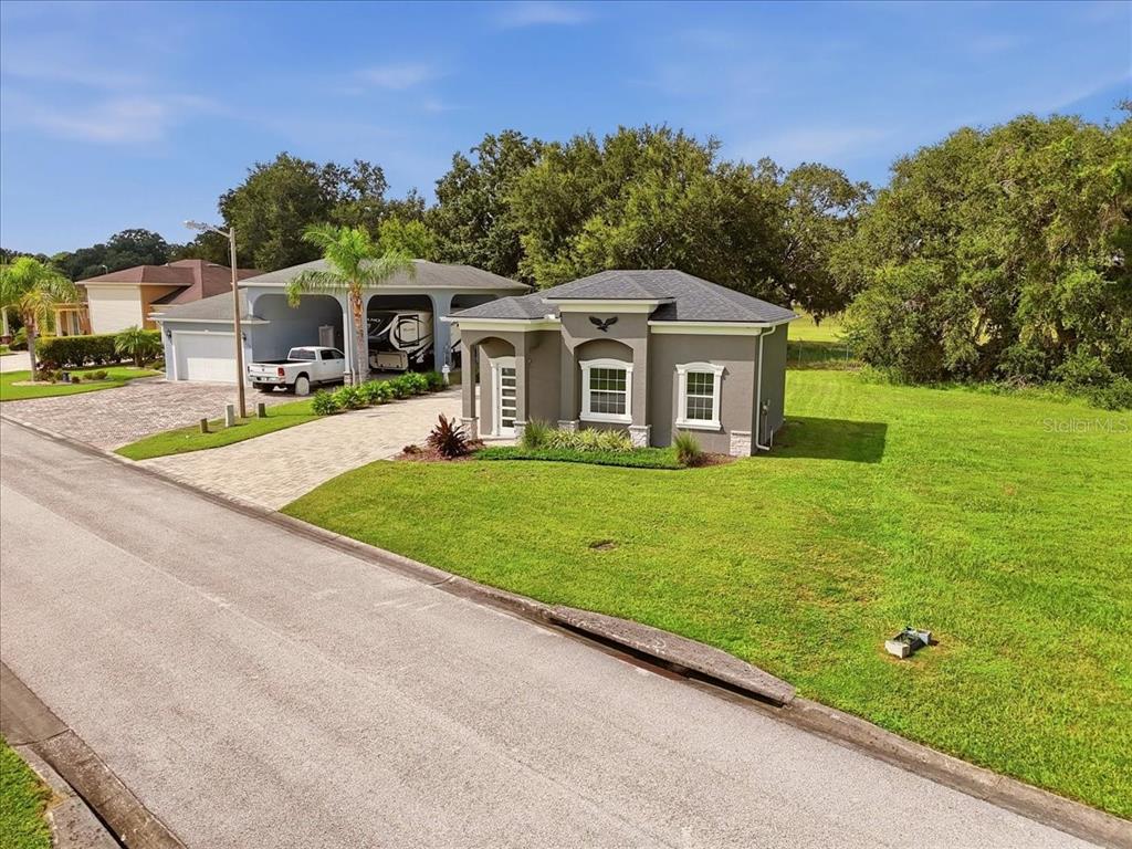 122 LAYNEWADE ROAD, POLK CITY, FL — photo 3 of 27