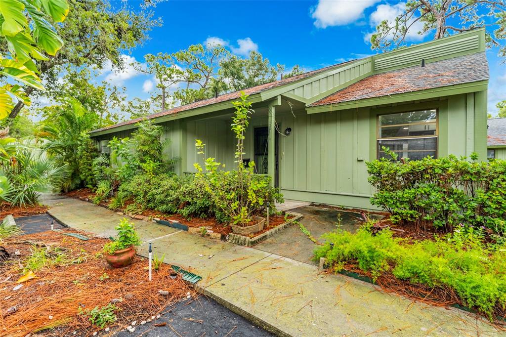 5014 BARRINGTON CIRCLE UNIT 2102