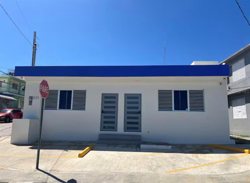 211 EMILIO GONZALEZ STREET UNIT 2