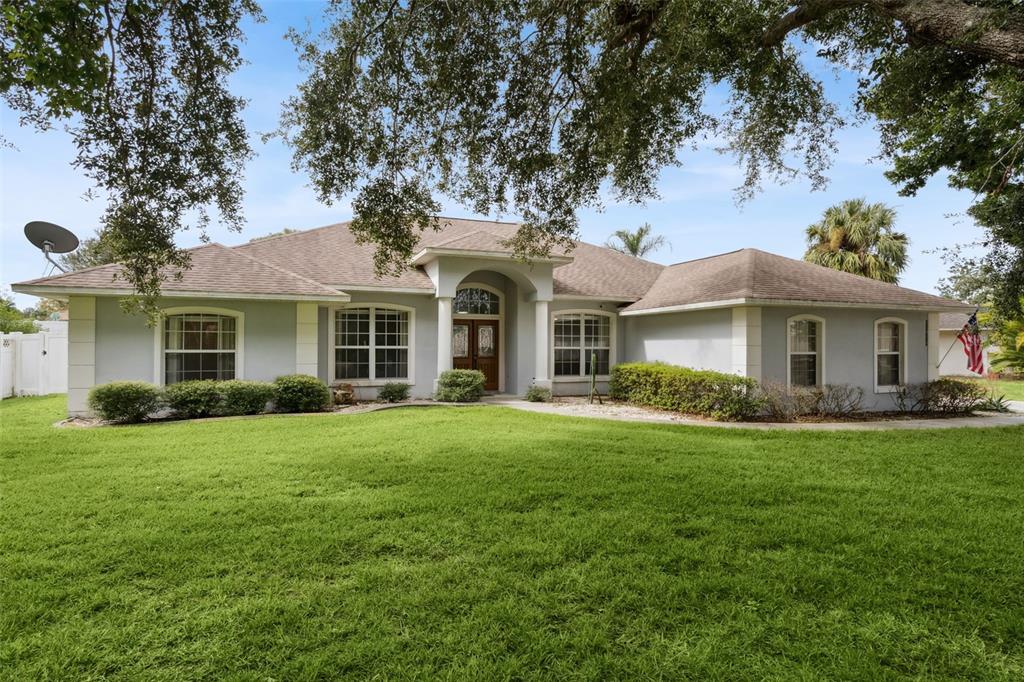 10934 VERSAILLES BOULEVARD