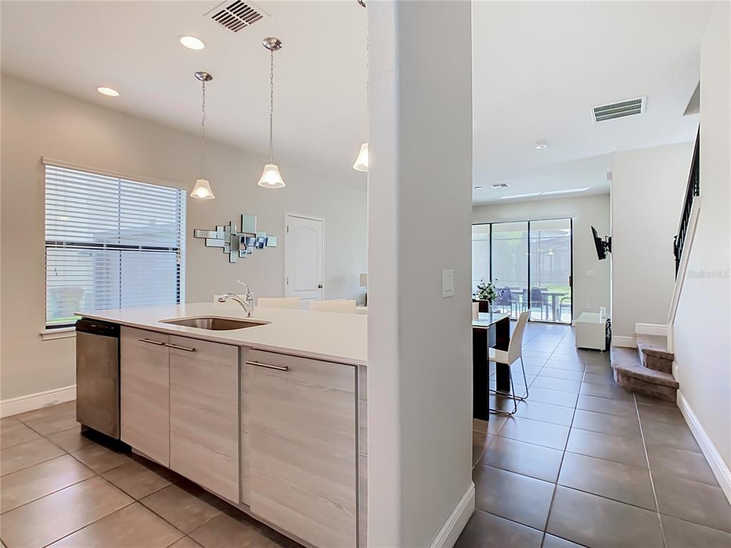 208 BROOKES PLACE, HAINES CITY, FL — photo 4 of 30