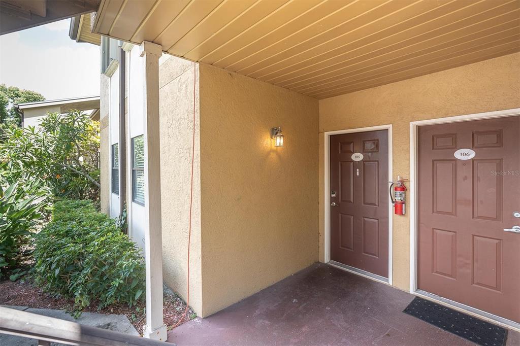 10103 SAILWINDS BOULEVARD N UNIT 105, LARGO, FL — photo 2 of 30