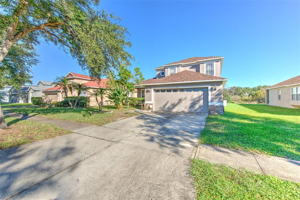 8804 SANDY PLAINS DRIVE, RIVERVIEW, FL — photo 3 of 45