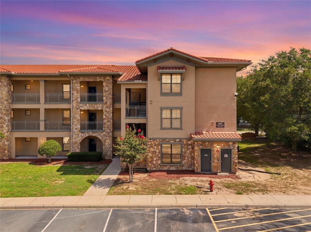 901 CHARO PARKWAY UNIT 717
