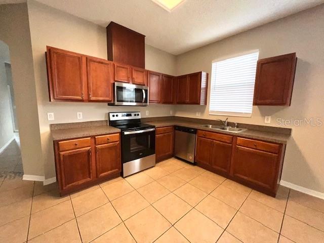 9240 BLACK HAWK COURT, ORLANDO, FL — photo 2 of 55