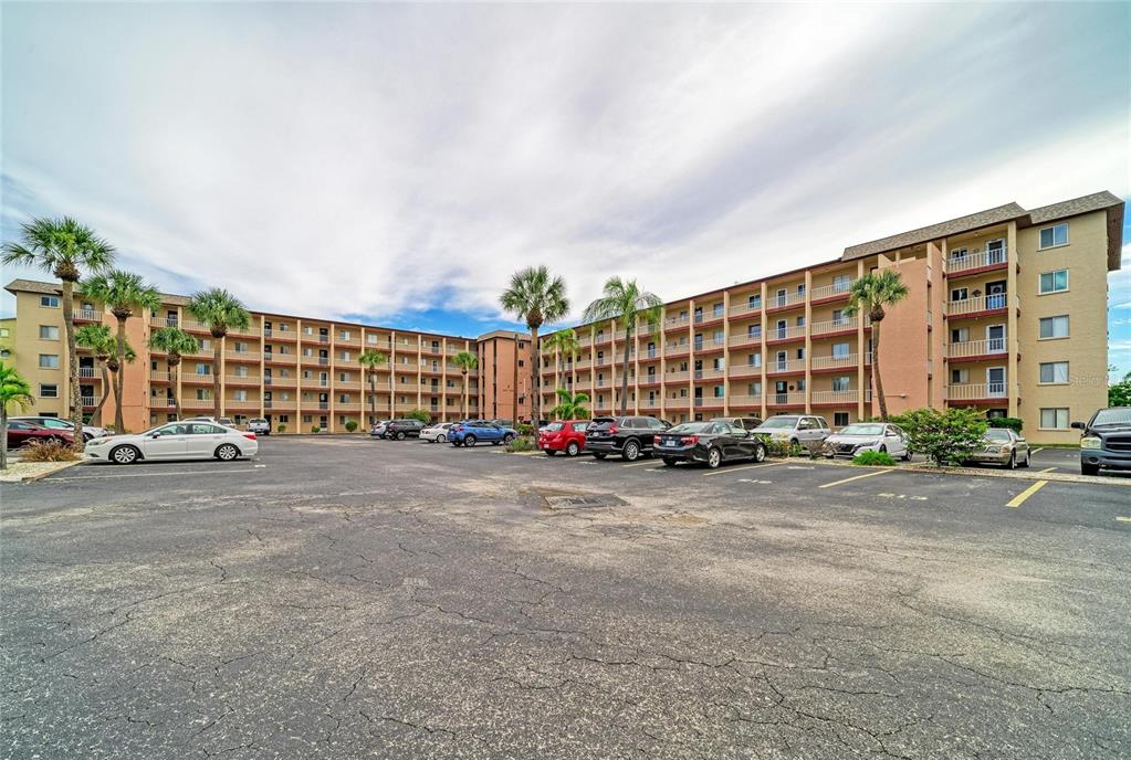 3893 LAKE BAYSHORE DRIVE UNIT F211, BRADENTON, FL — photo 3 of 30