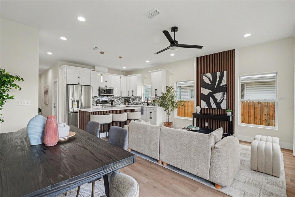 3612 TEMPLE STREET UNIT 2, TAMPA, FL — photo 4 of 23