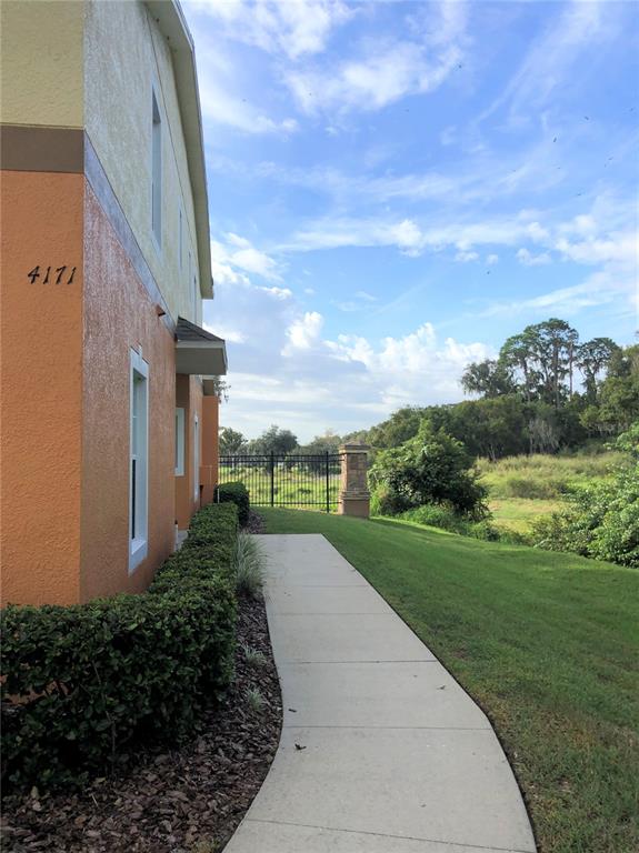 4171 WINDING VINE DRIVE, LAKELAND, FL — photo 3 of 30