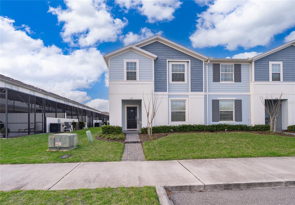 1370 LAVA TREE DRIVE