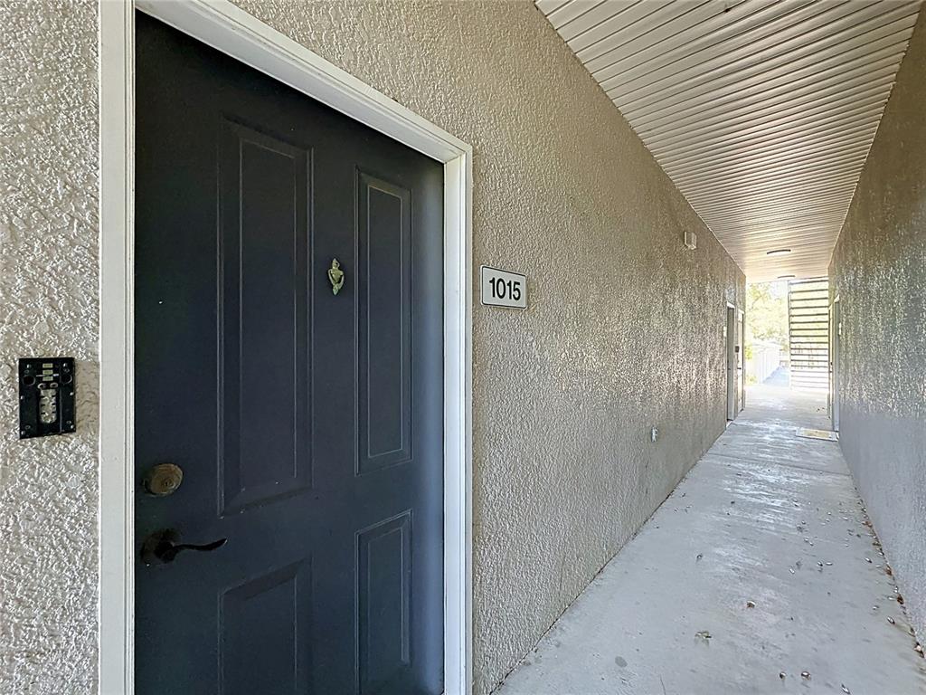 1015 HEMINGWAY CIR UNIT 1015, HAINES CITY, FL — photo 2 of 30