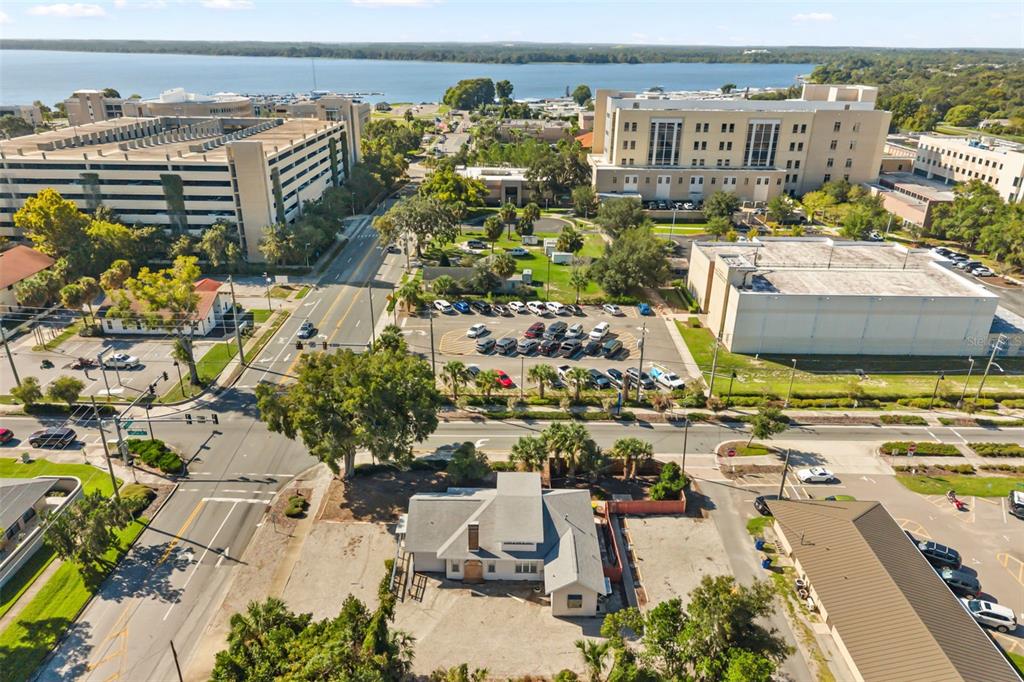 305 N SINCLAIR AVENUE, TAVARES, FL — photo 4 of 30