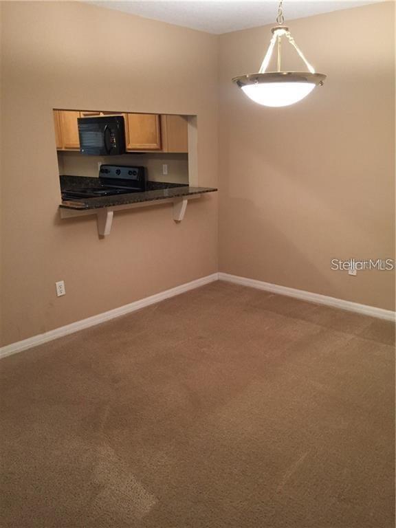 206 HARDCASTLE PLACE, VALRICO, FL — photo 4 of 8