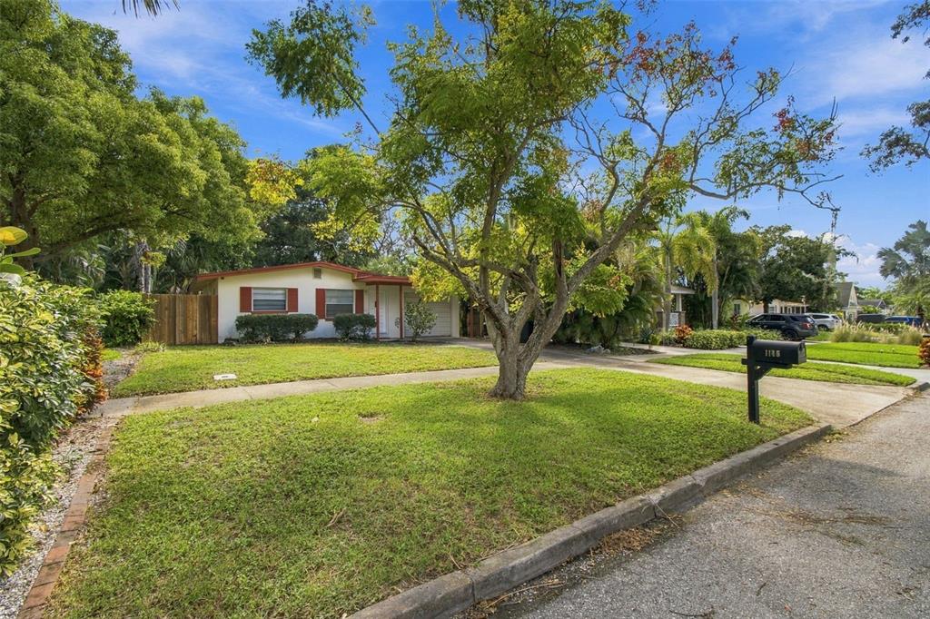 1145 CHARLES STREET, CLEARWATER, FL — photo 5 of 44