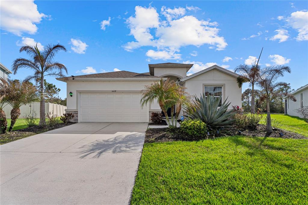 16478 WOODSIDE GLEN