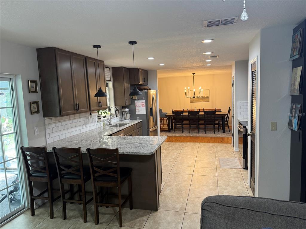 124 N POINTE DRIVE, AUBURNDALE, FL — photo 4 of 30