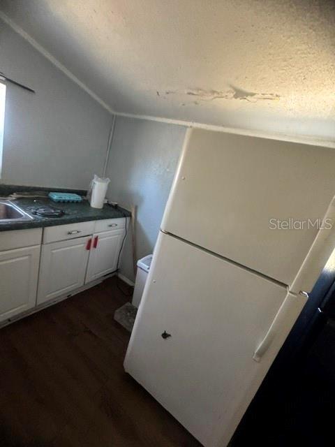 319 W 4TH STREET, APOPKA, FL — photo 4 of 25