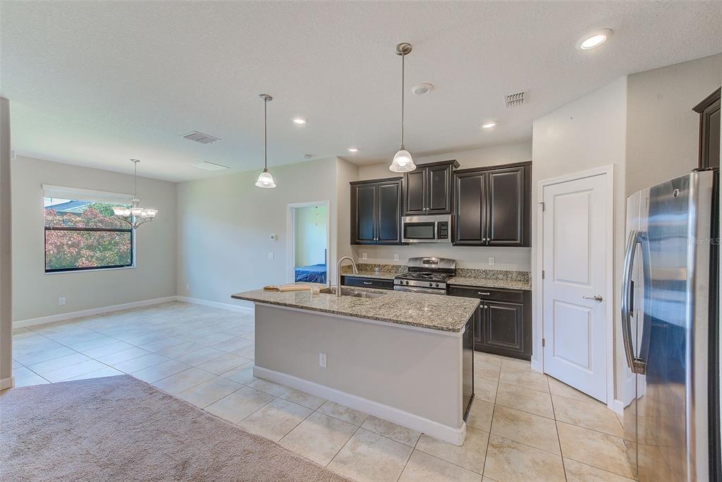 8121 SEQUESTER LOOP, LAND O LAKES, FL — photo 5 of 34