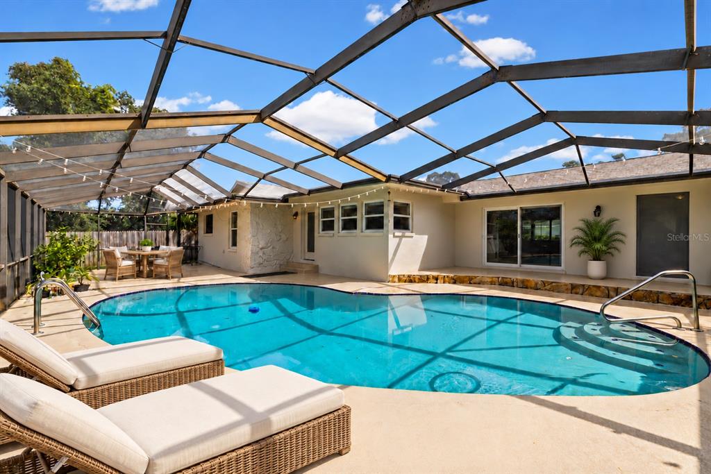 1570 HIGH BLUFF DRIVE, LARGO, FL — photo 2 of 30