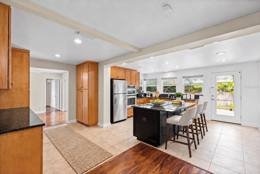 1570 HIGH BLUFF DRIVE, LARGO, FL — photo 4 of 30