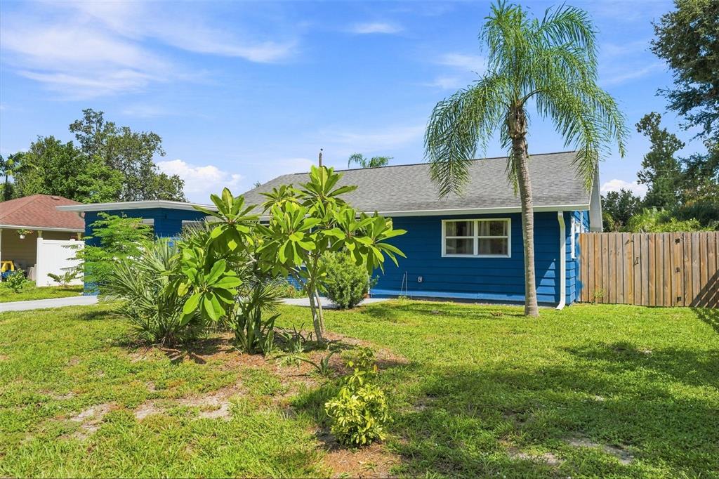 2667 CHERYLE LANE, SARASOTA, FL — photo 2 of 30